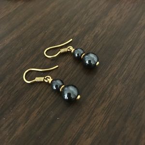 🌟black PEARL w/ gold🌟 earrings